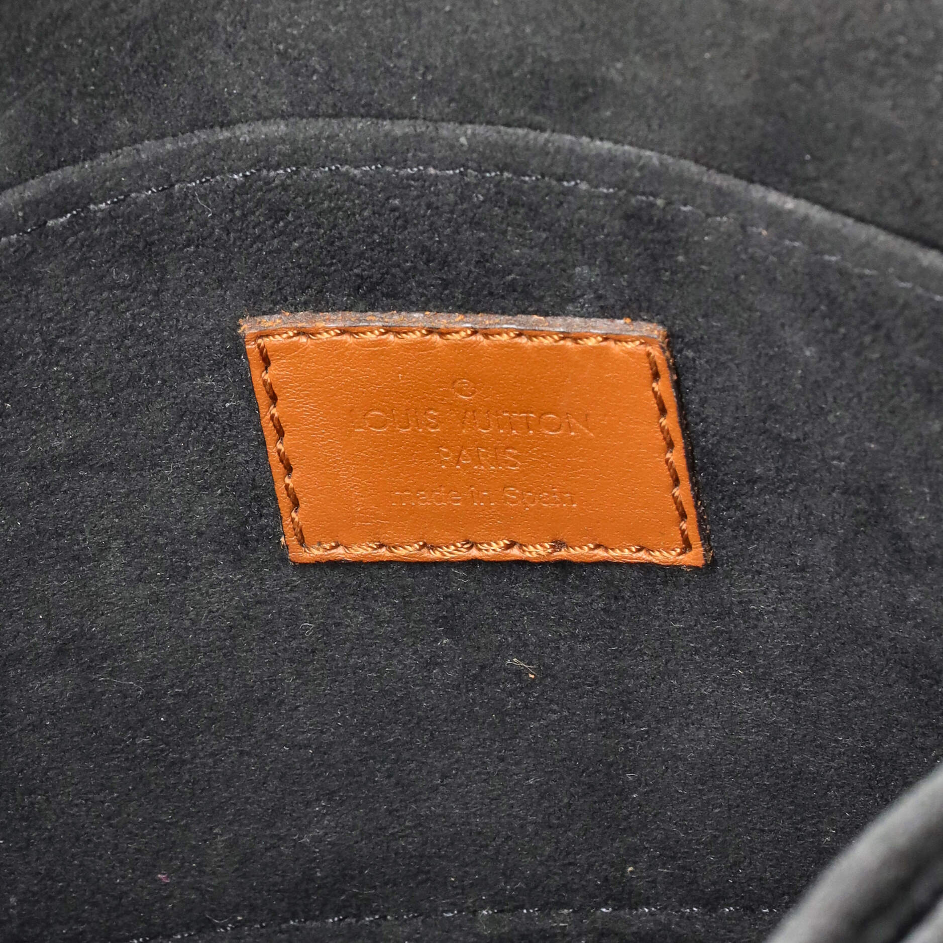 LO-LV bags 2072