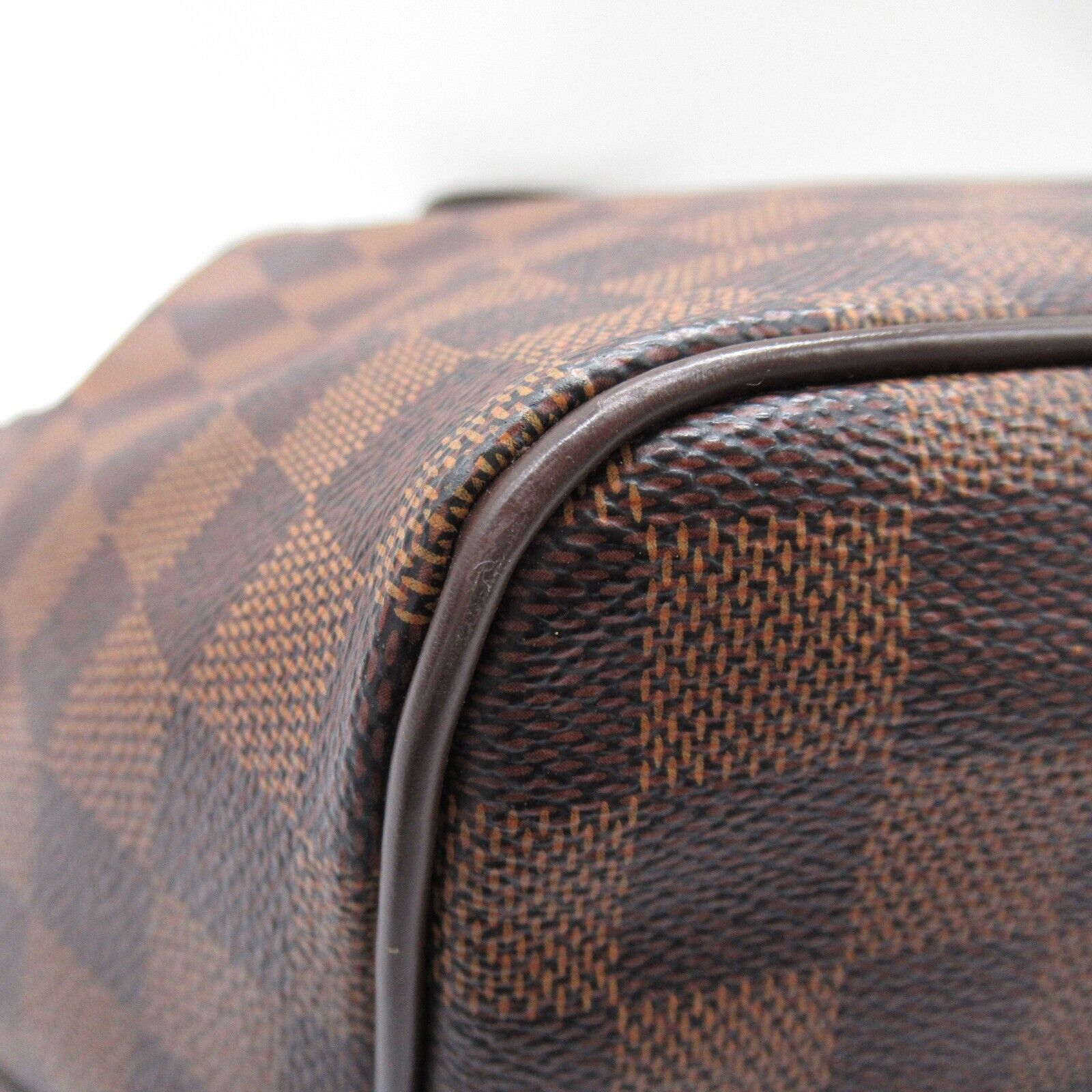 LO-LV bags 2932