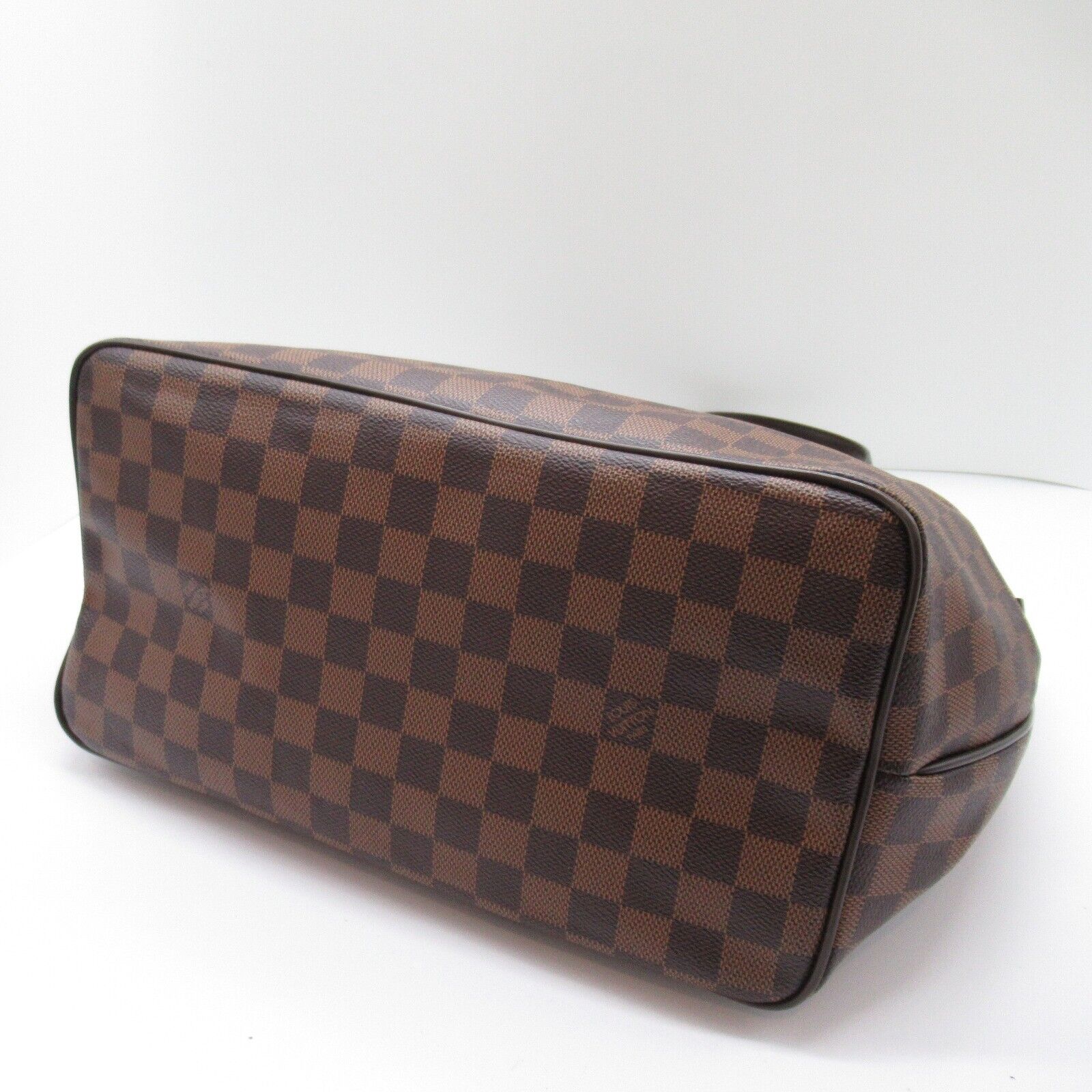 LO-LV bags 2932