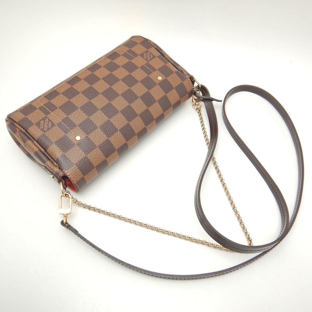 LO-LV bags 1897