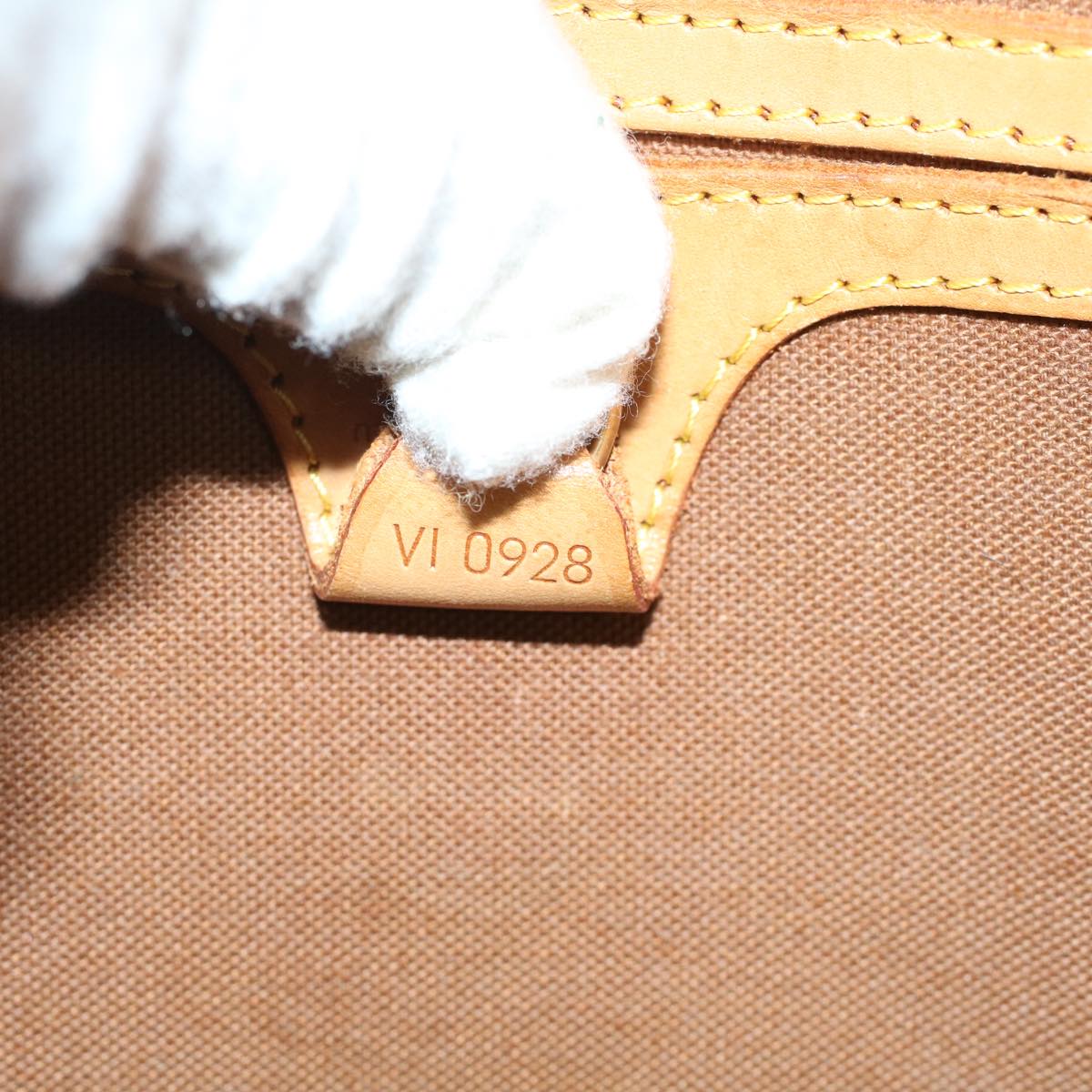 LO-LV bags 2271