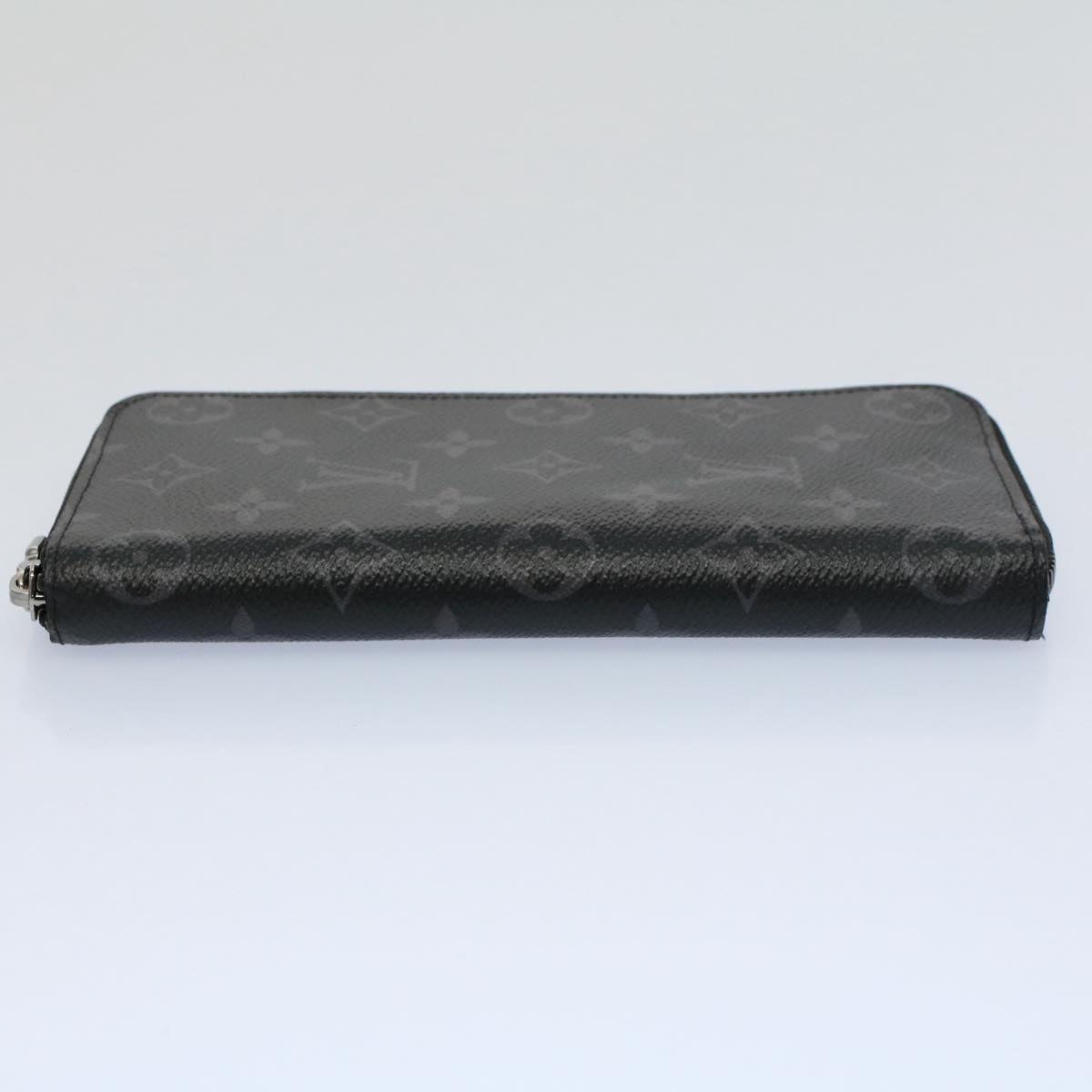 LO-LV bags 2241