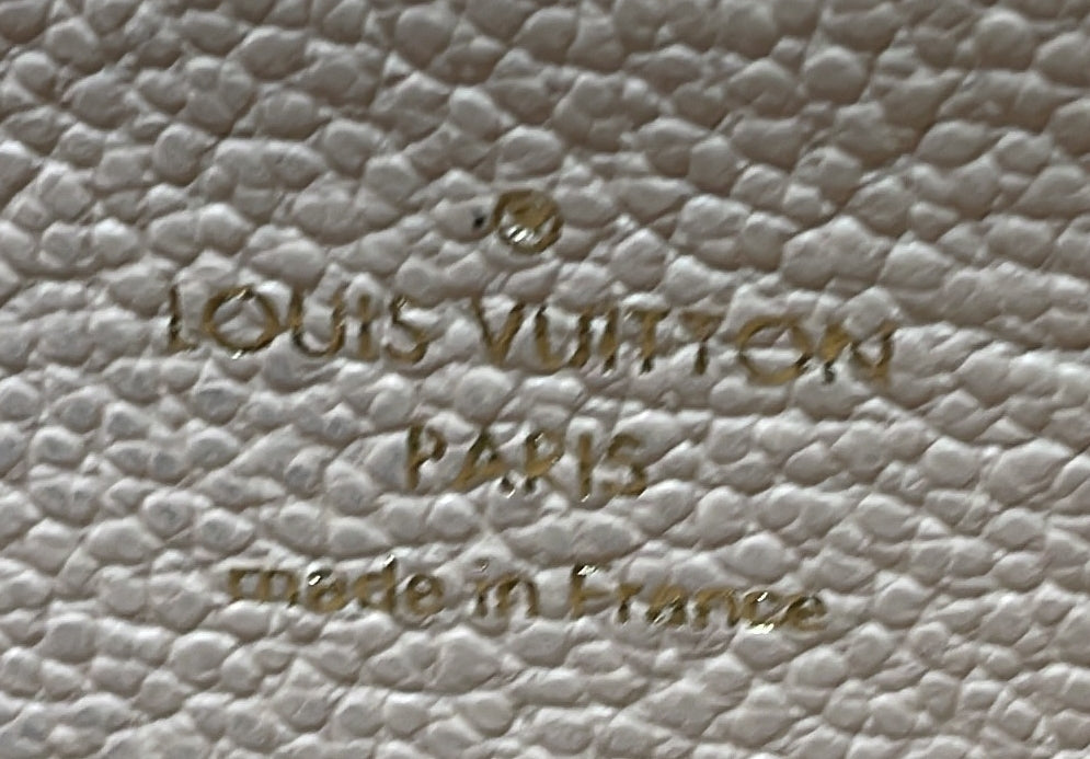 LO-LV bags 3083