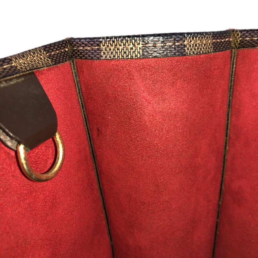LO-LV bags 1877