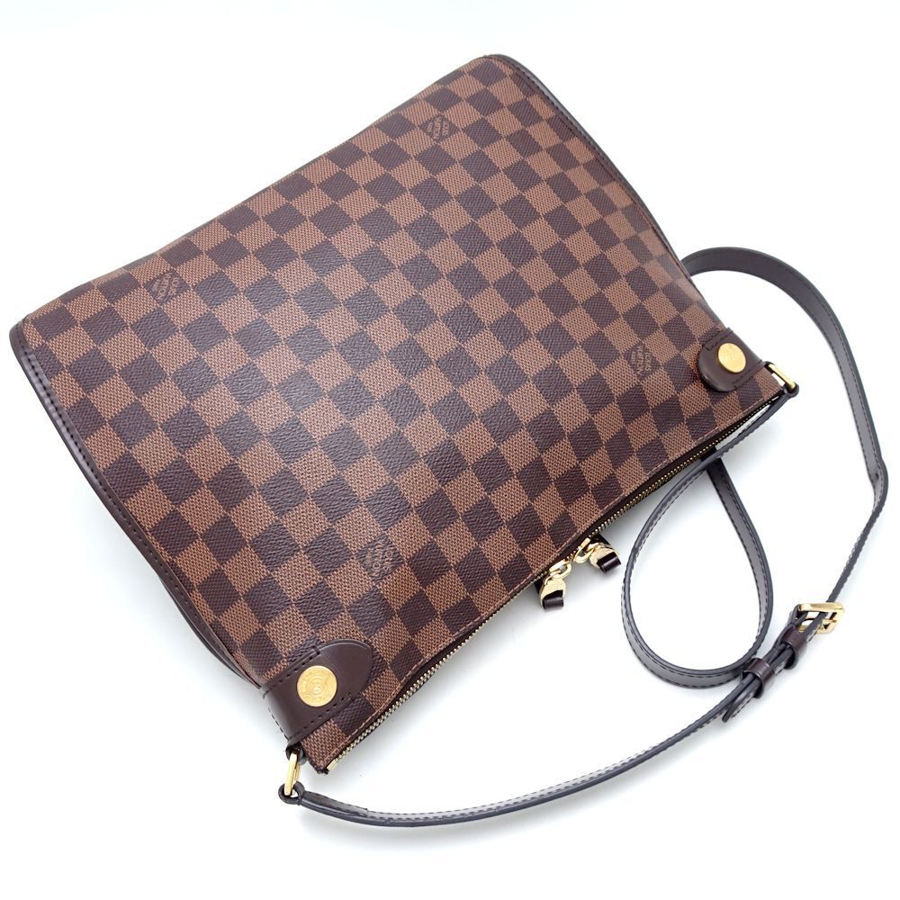 LO-LV bags 1899
