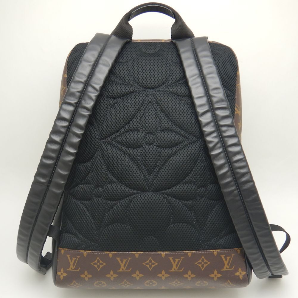 LO-LV bags 2075