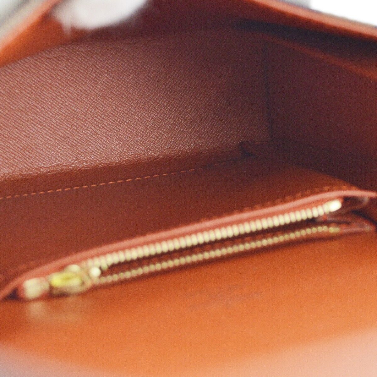 LO-LV bags 1957