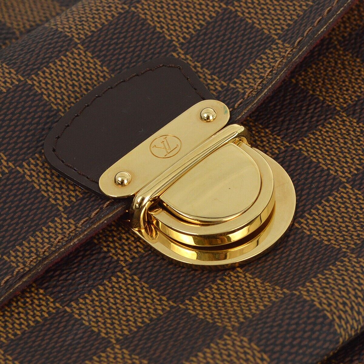 LO-LV bags 1859