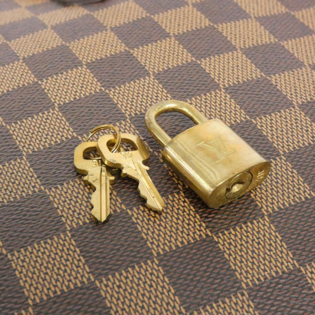 LO-LV bags 1870