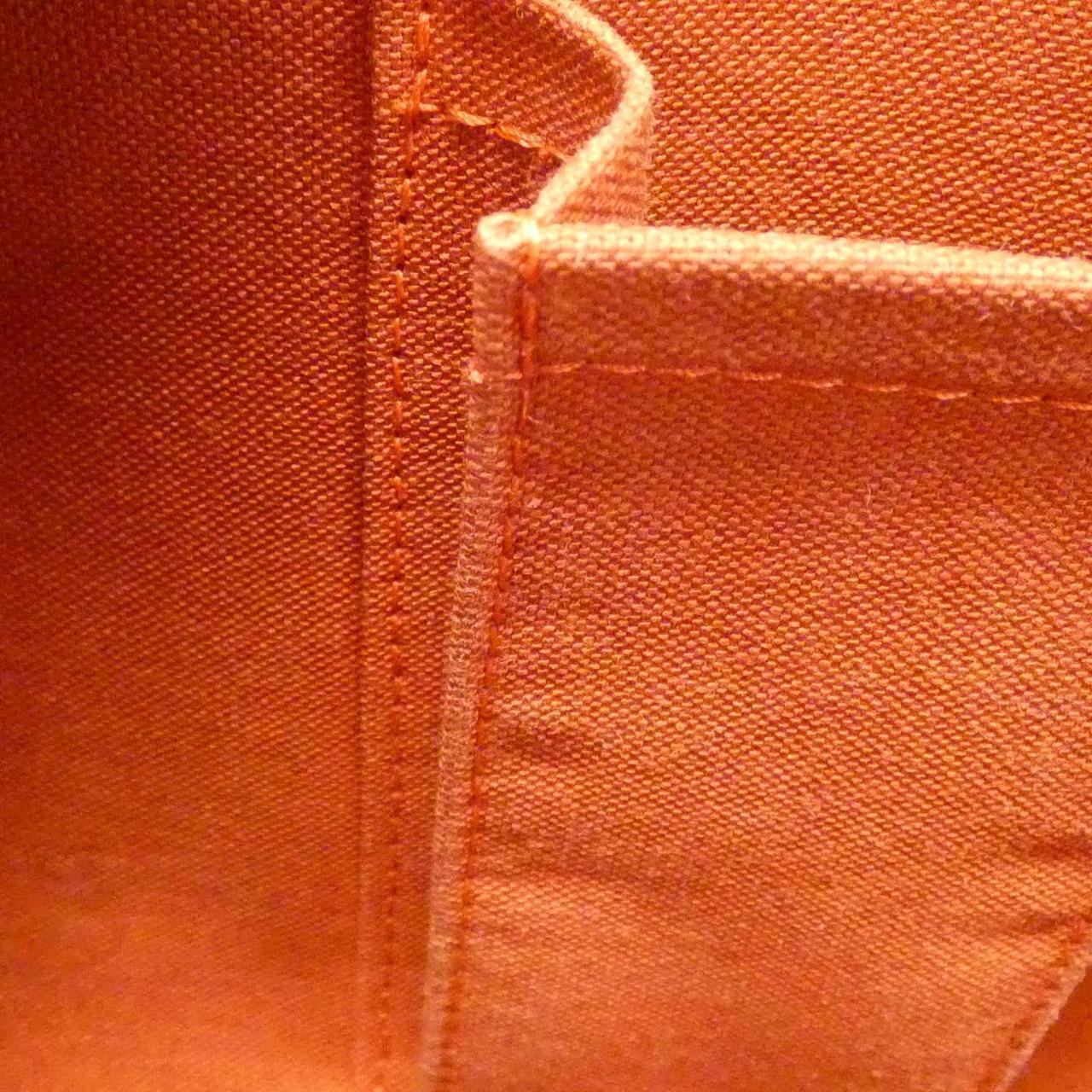 LO-LV bags 1874