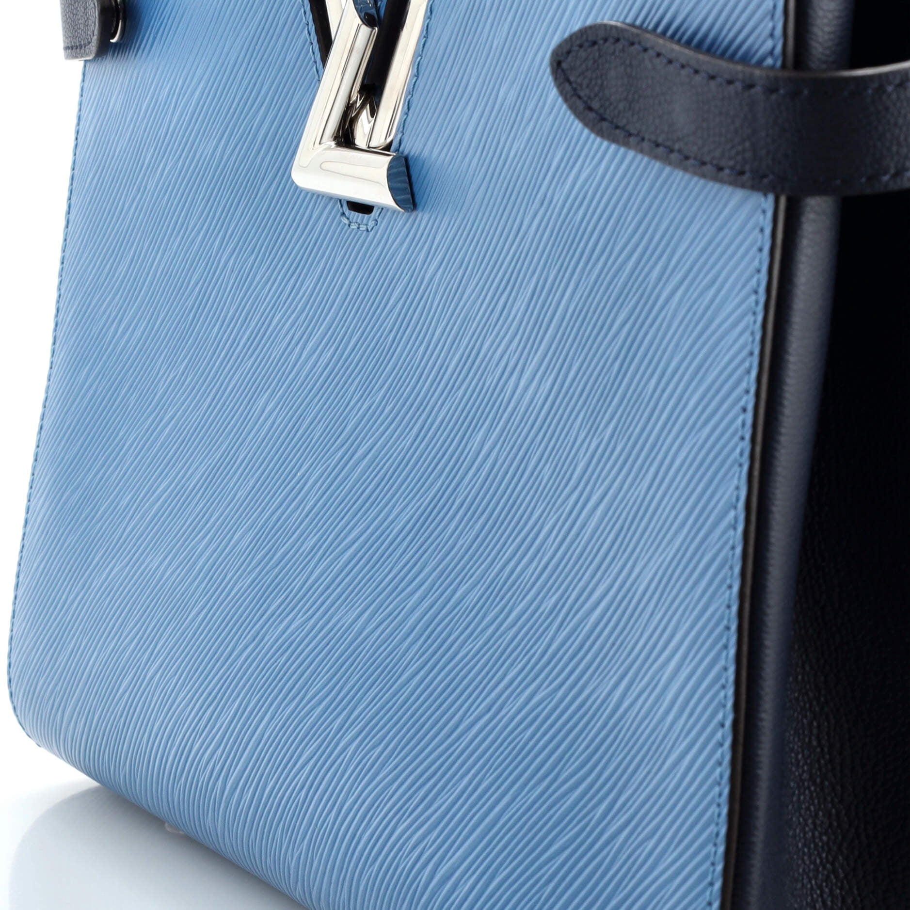 LO-LV bags 2656