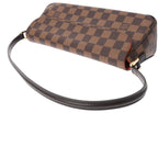 LO-LV bags 1868