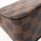 LO-LV bags 1868
