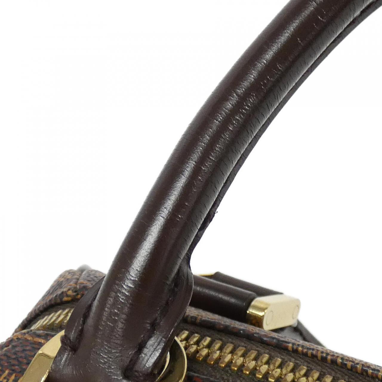 LO-LV bags 1871
