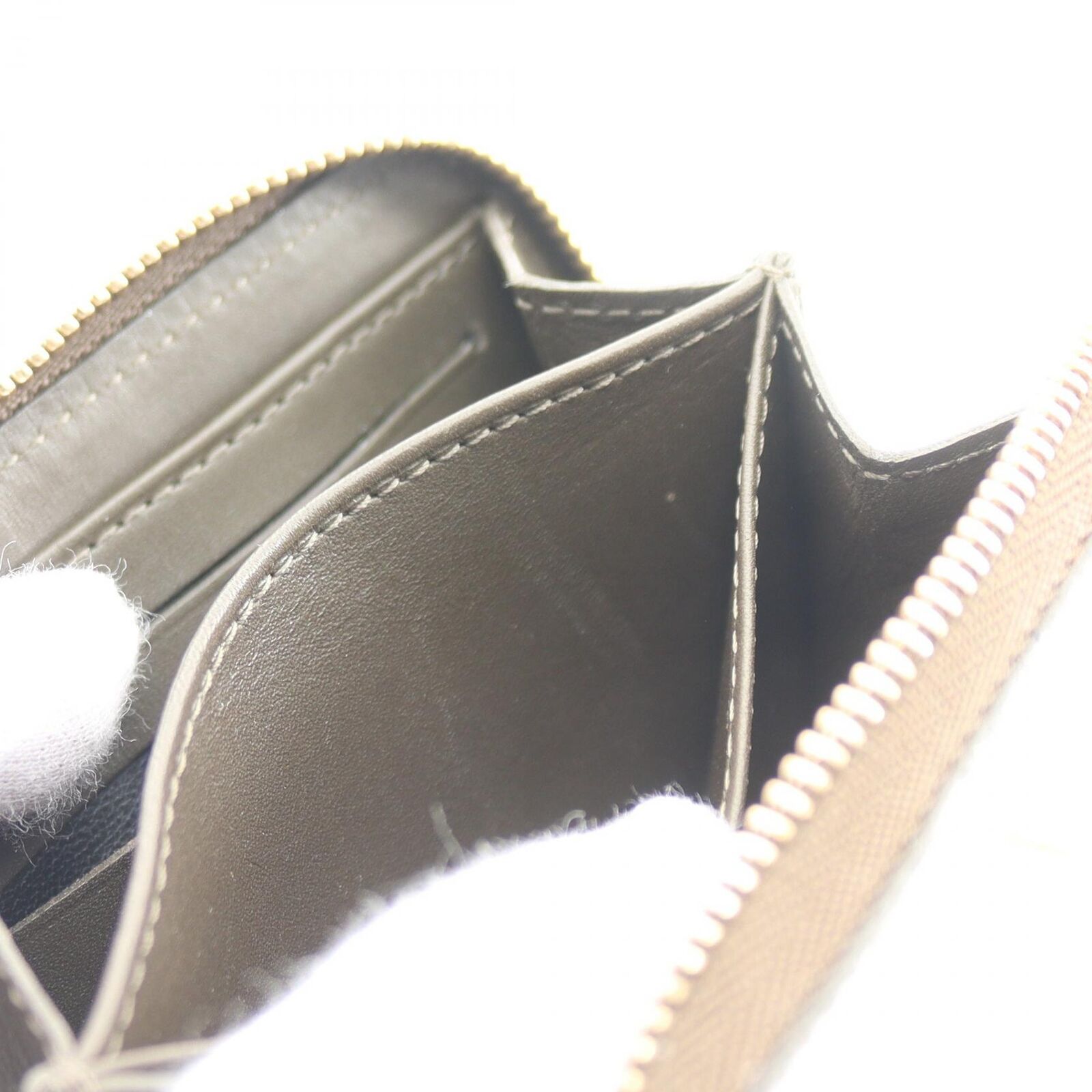 LO-LV bags 3010