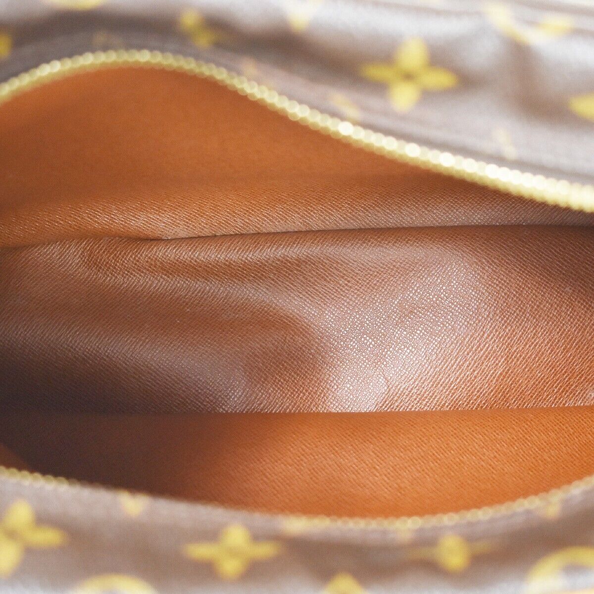 LO-LV bags 11592