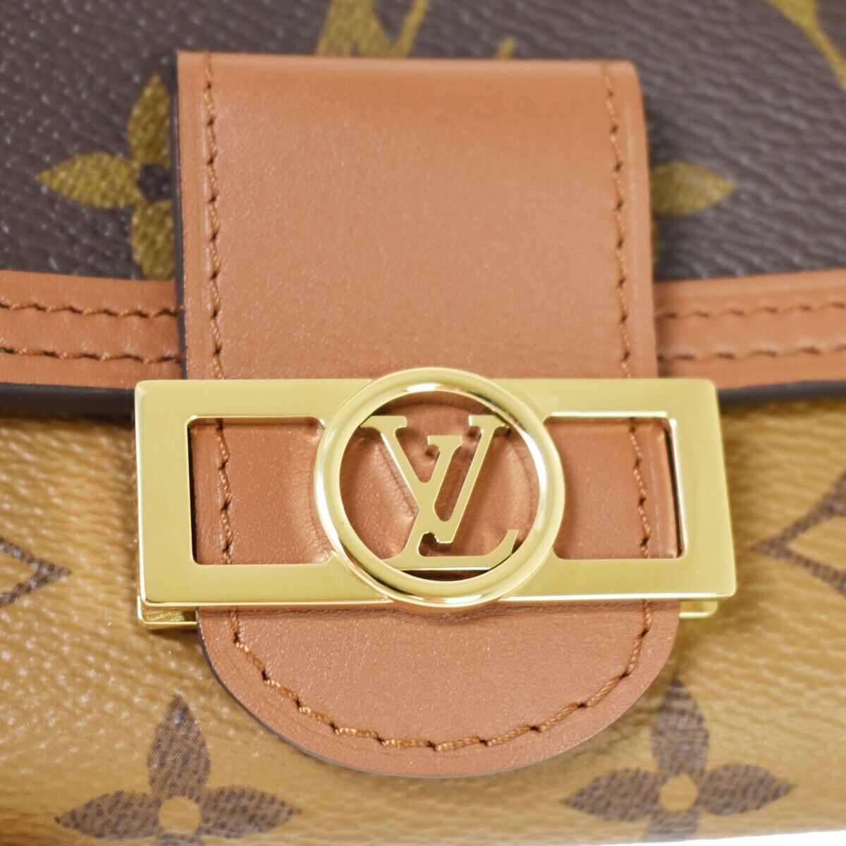 LO-LV bags 2061