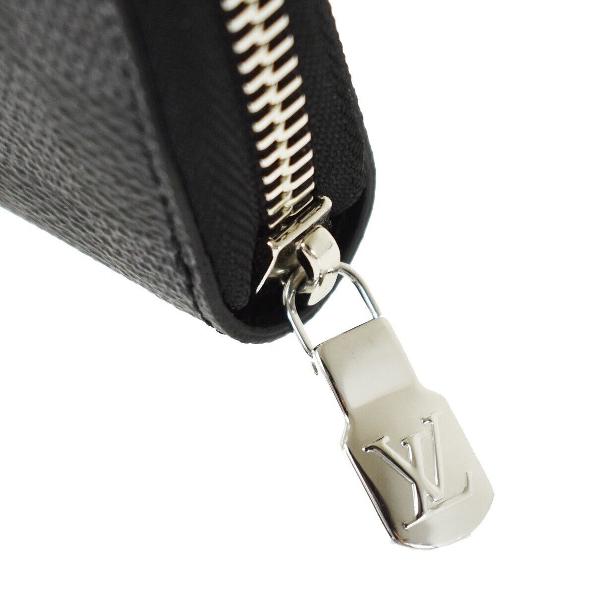 LO-LV bags 3034