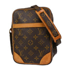 LO-LV bags 2045