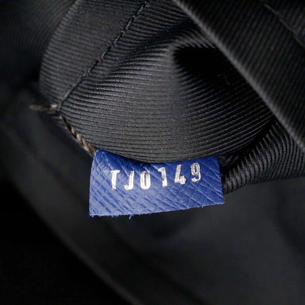 LO-LV bags 2122