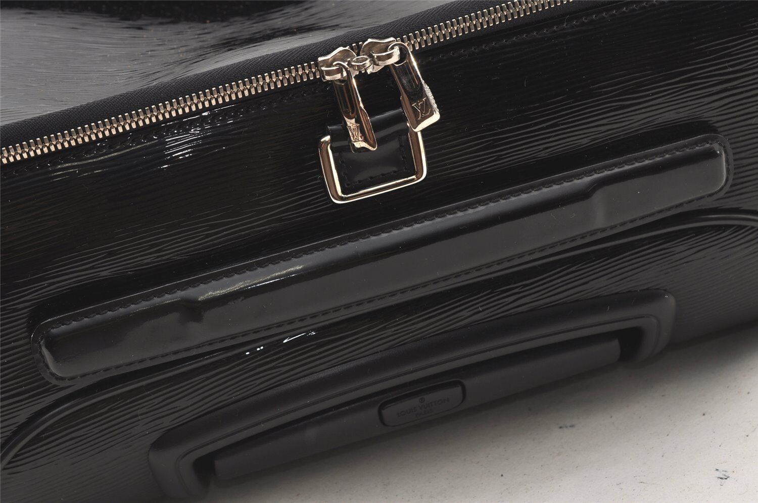 LO-LV bags 2502
