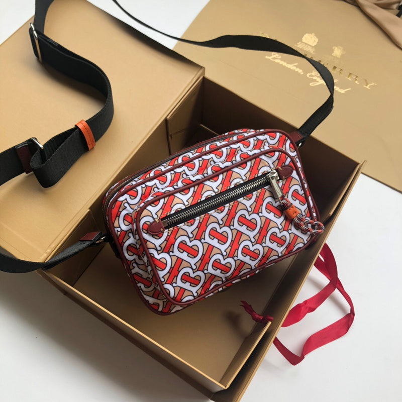 LO - B-BERRY BAGS - 230