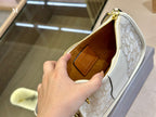 LO - CCH Bags - 074
