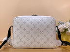 LO - LV Bags - 15427