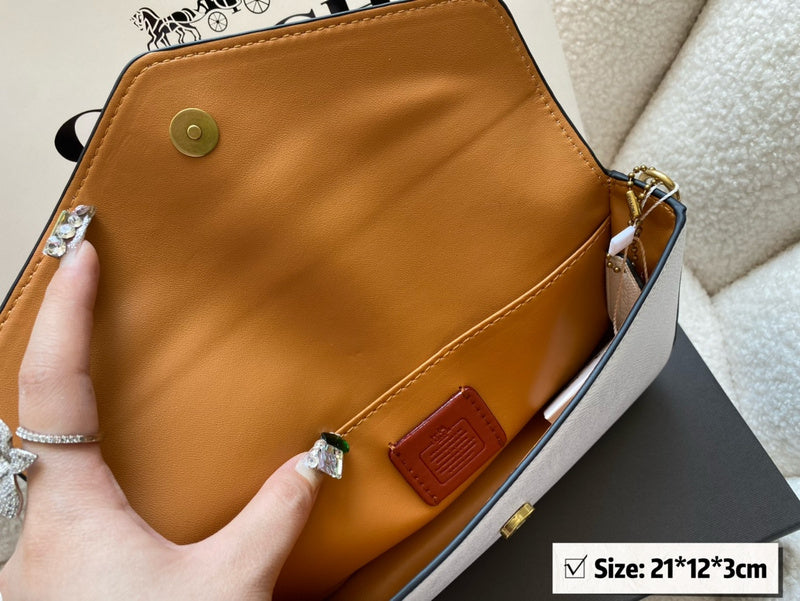 LO - CCH Bags - 067