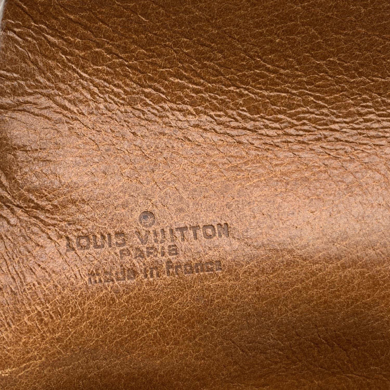 LO-LV bags 2843