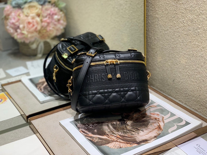 Lusso Official - DYOR BAGS - DESIGNER HANDBAGS  - 1946