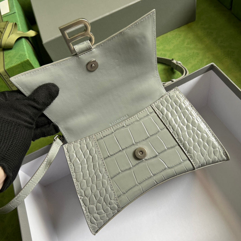LO - GCC Bags - 4969