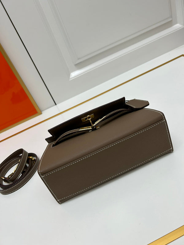 Lusso Official -  HERMS BAGS FOR WOMEN - 044