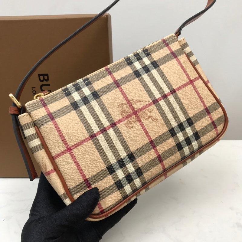LO - B-BERRY BAGS - 585