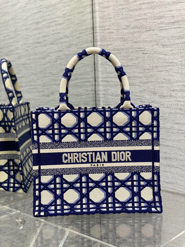 Lusso Official - DYOR BAGS - DESIGNER HANDBAGS  - 024