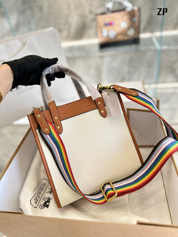 LO - CCH Bags - 259