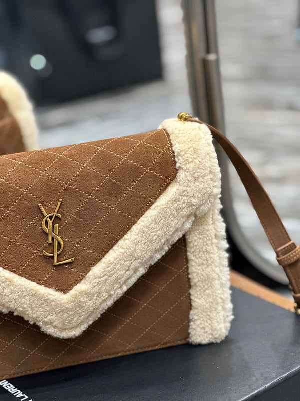 BB - YSL Bag - 3931