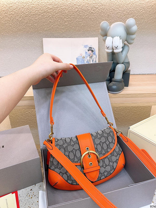 LO - CCH Bags - 092