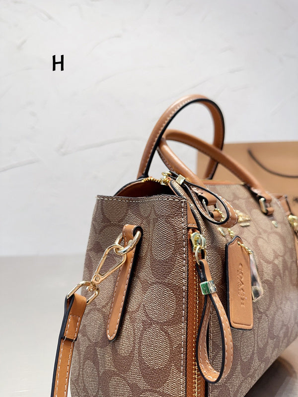 LO - CCH Bags - 290