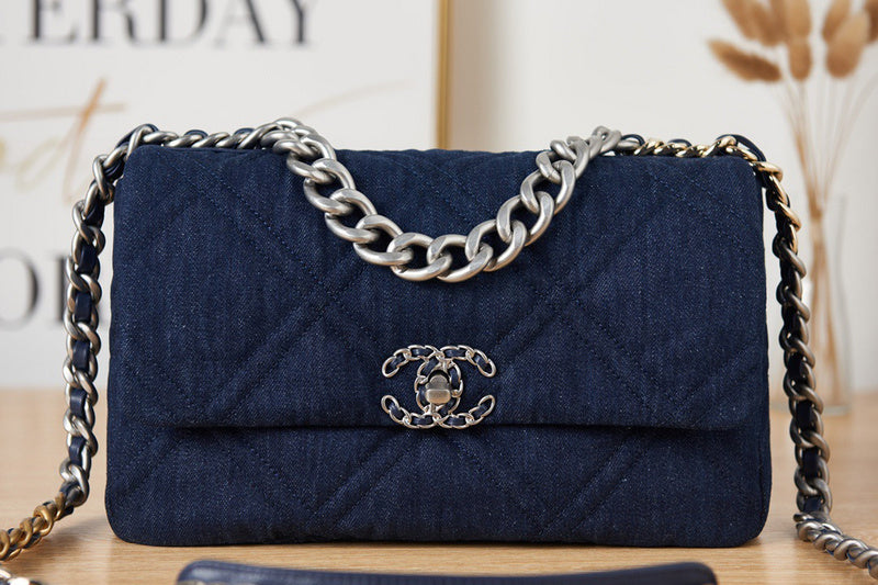 LO - CHL Bags - 2011