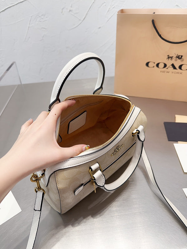LO - CCH Bags - 120