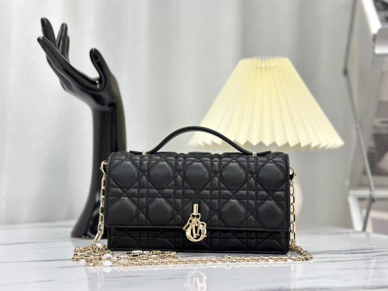 Lusso Official - DYOR BAGS - DESIGNER HANDBAGS  - 347