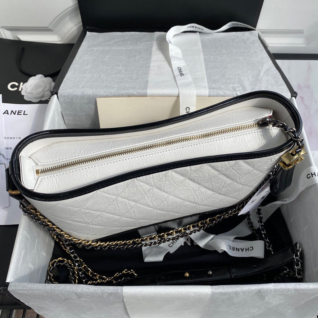 CHL - Gabrielle Hobo Handbag White/Black For Women Bags, Shoulder And Crossbody Bags 9.8in/25LO A93824 Y61477 C0200