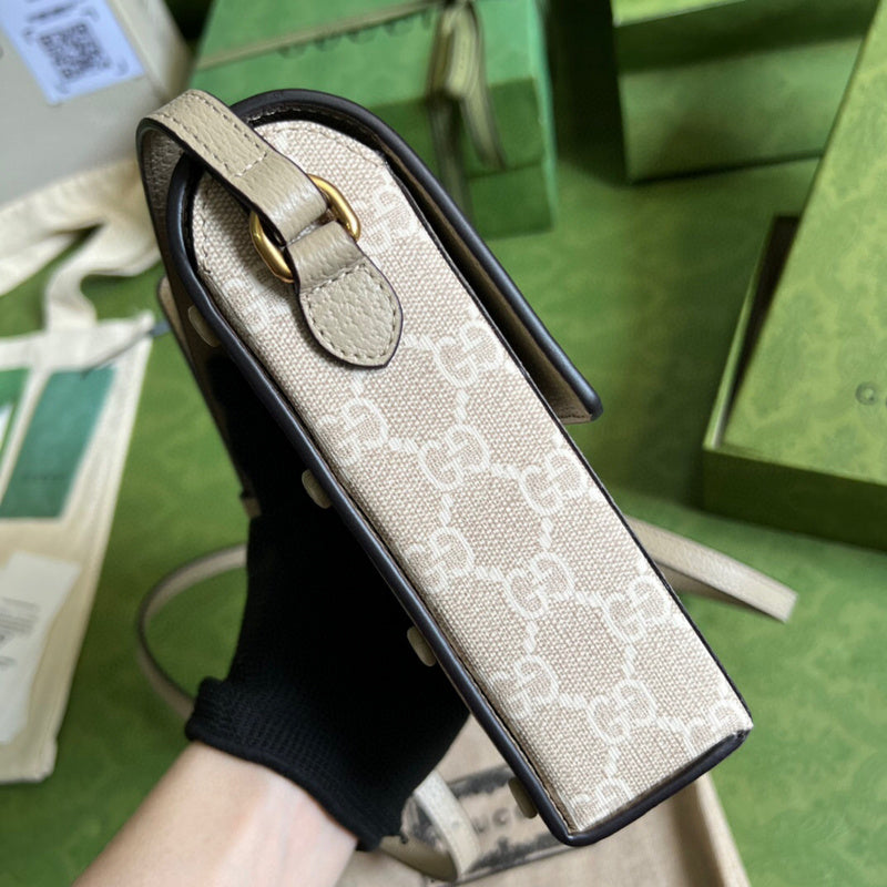 LO - GCC Bags - 4901