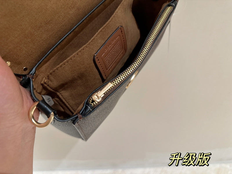 LO - CCH Bags - 403