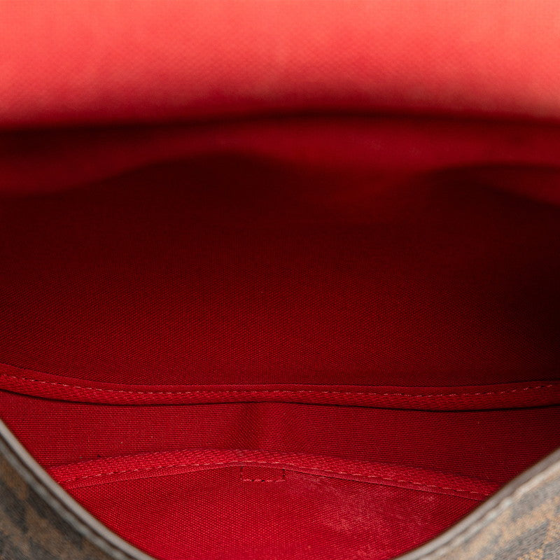 LO-LV bags 1905