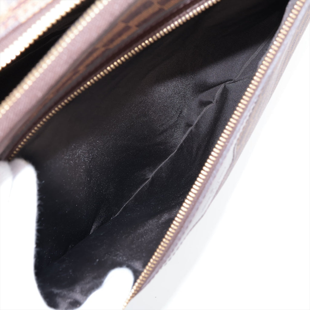 LO-LV bags 1805