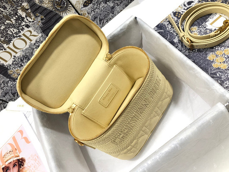 LO - DYOR   BAGS FOR WOMEN - FASHION LUXURY BAGS 249