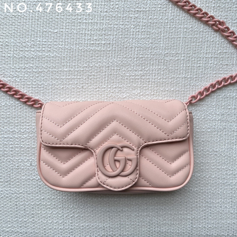 LO - GCC Bags - 1945