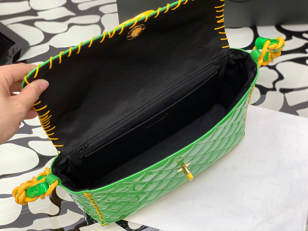 CHL - Vinyl Classic Green and Yellow Shoulder bag For Women 29LO/11.5in